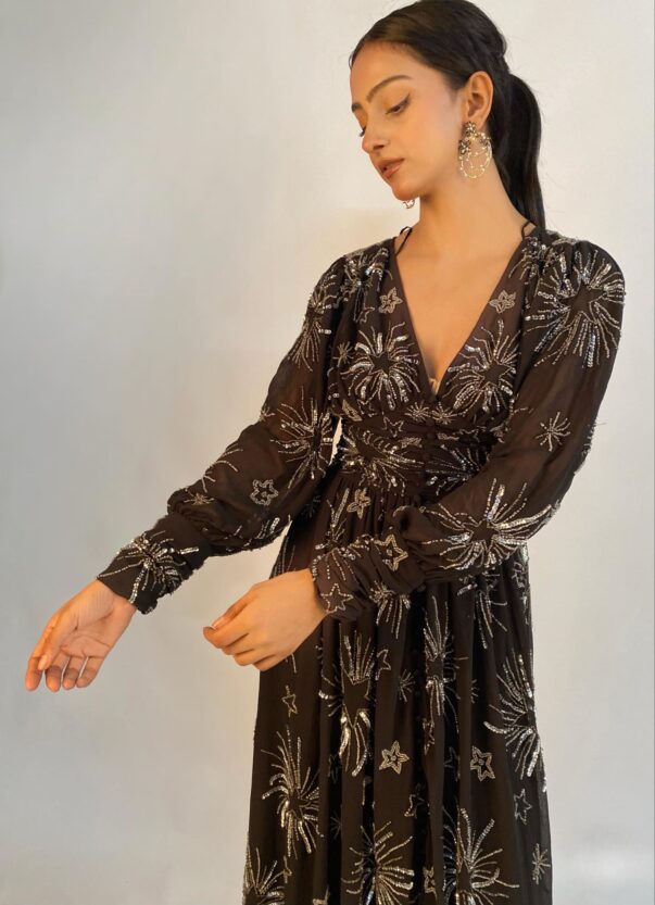 Luxurious Linger - Image 2