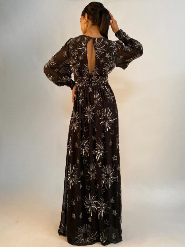 Luxurious Linger - Image 3